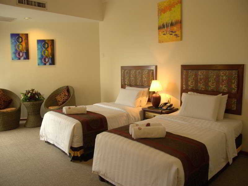 Seaview Apartment Kuah Exterior photo